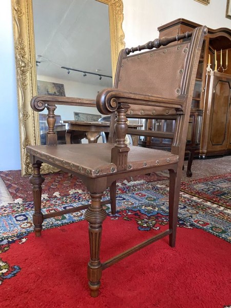 Altdeutschový písací stolík so stoličkou