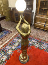 Antická mosadzná lampa 