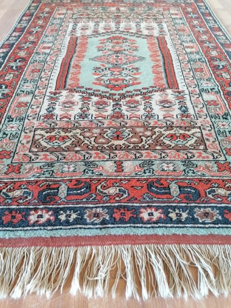 Starožitný ručne viazaný koberec 154 x 99 cm